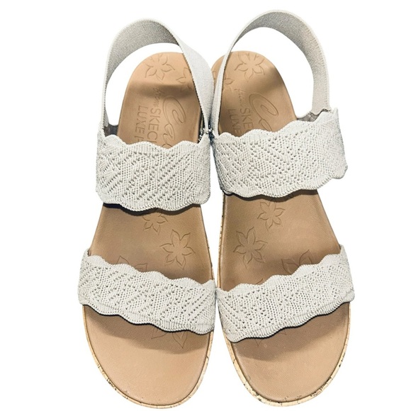 Skechers New Women’s Beverlee-Timeless Touch Wedge Sandal – Size 11 - Picture 6 of 12